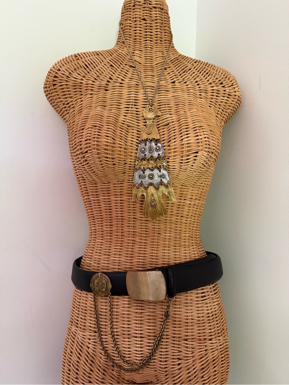 Boho vintage articulated bird Pendant Necklace in Gold & Silver Tones